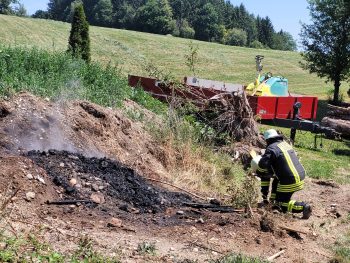 Brand im Freien in Pfenders